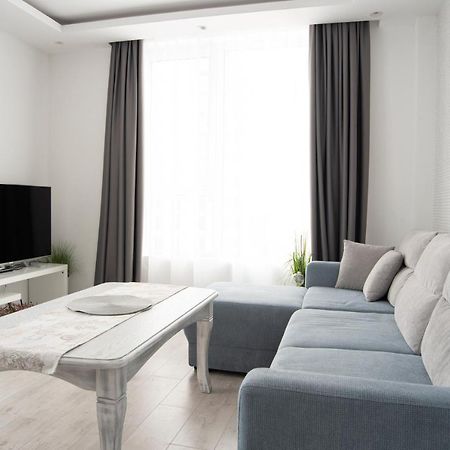 Sunny & Stylish Brand New 2Bdr Apartment + Parking Sofia Exterior foto